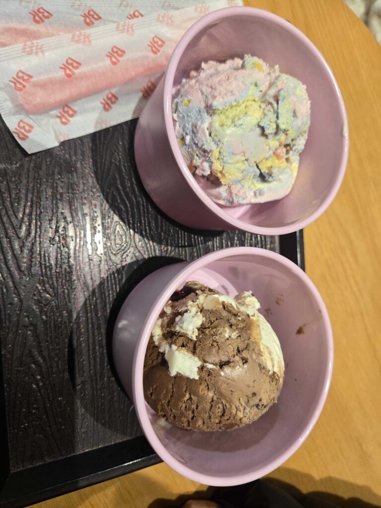 Wonderland Forest and chocolate ice cream scoops at Baskin-Robbins Wirye