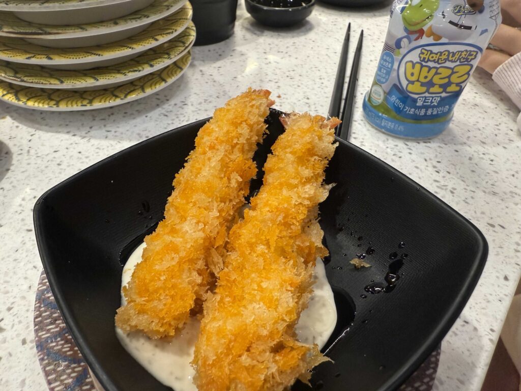 Deep fried shrimp tempura sushi plate Sushi Ian Wirye affordable Seoul