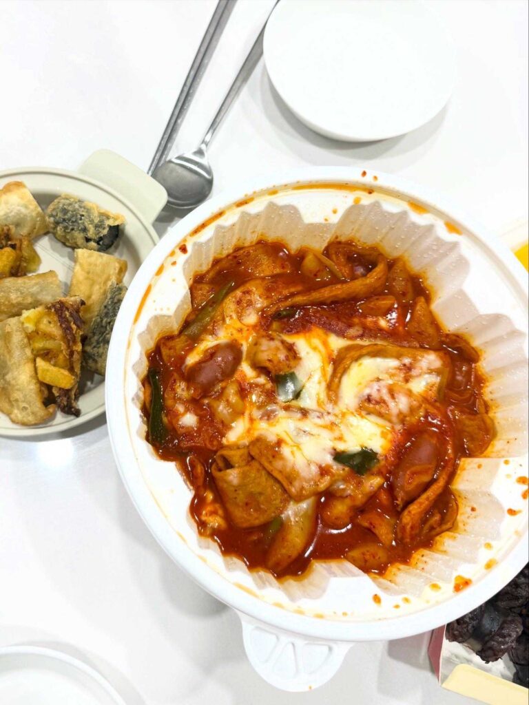 Dongdaemun Yeopgi Tteokbokki Gildong Branch delivery box Seoul Korean street food