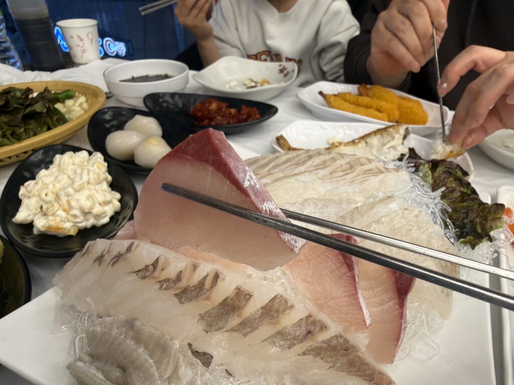 Crab roe rice in crab shell at Meoguri Hoetjip