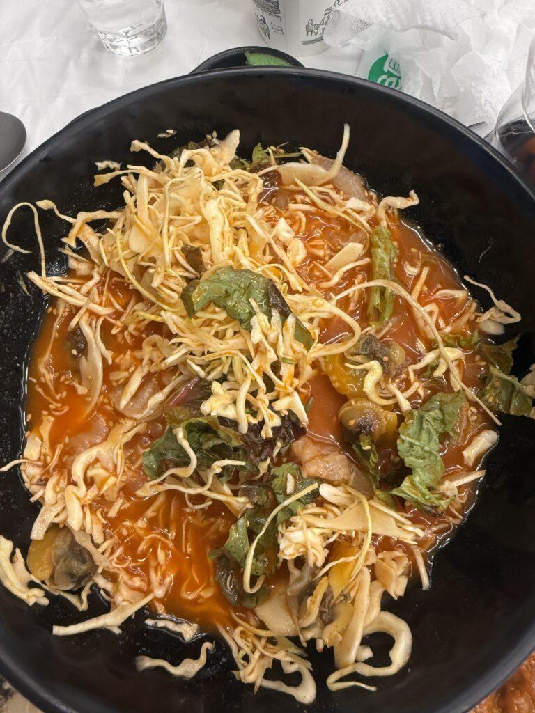 Daege crab platter at Meoguri Hoetjip Daepohang Sokcho