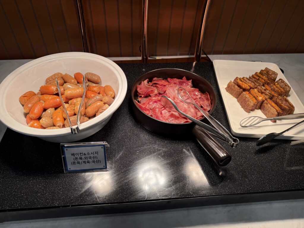 Juice station and beverages at Oak Valley Resort breakfast buffet Wonju Korea