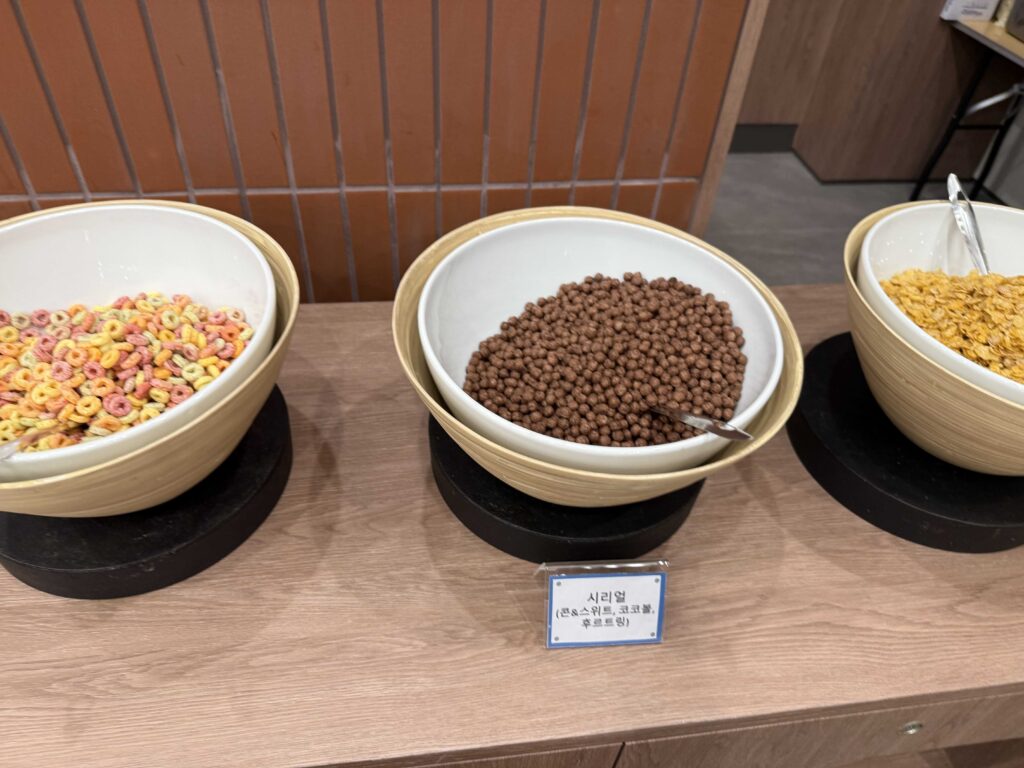 Oak Valley Resort breakfast buffet overview wide shot morning spread Korea