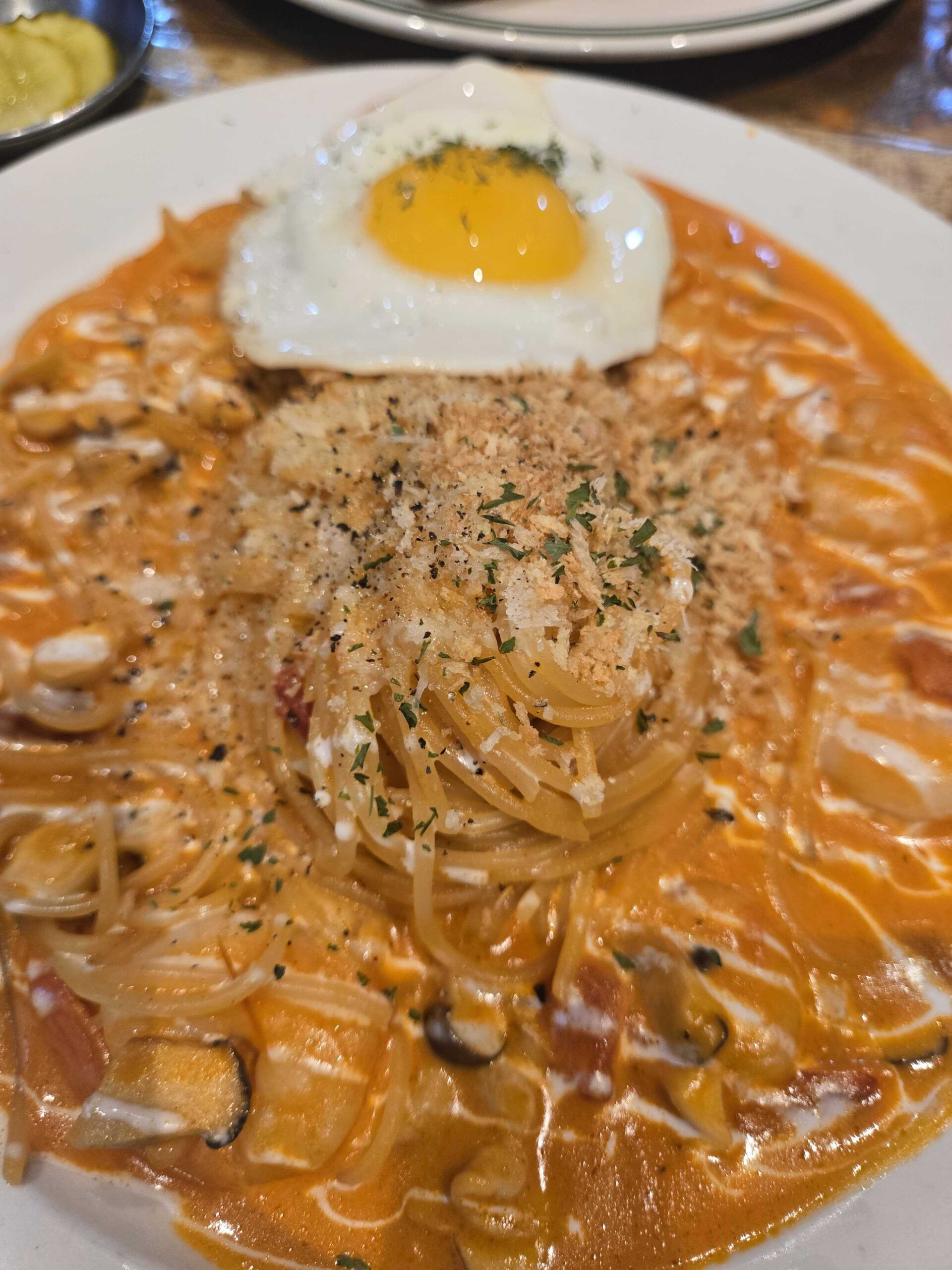 Rose shrimp pasta close up detail Pildong Hambak creamy tomato sauce noodles