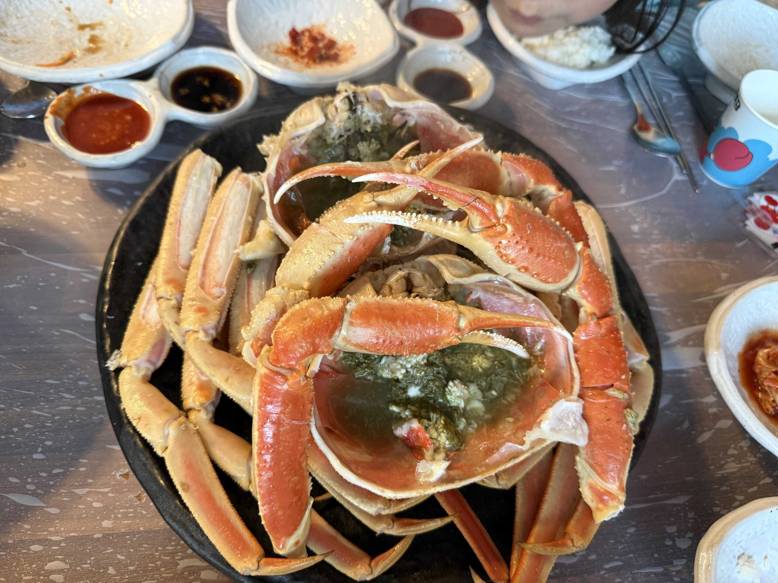 Steamed Samcheok snow crab platter at Boss Daege with roe in the shell