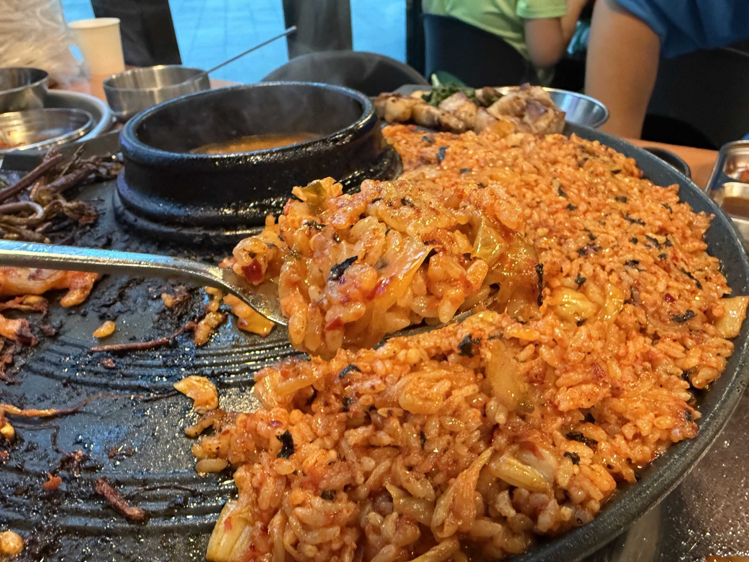 Kimchi fried rice cooked on the dome griddle at Sottukkeong Samgyeopsal in Hanam